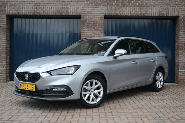 SEAT Leon - Sportstourer 1.0 TSI Style Business Intense | Trekhaak | Virtual Cockpit | Camera | Carplay/Android Auto