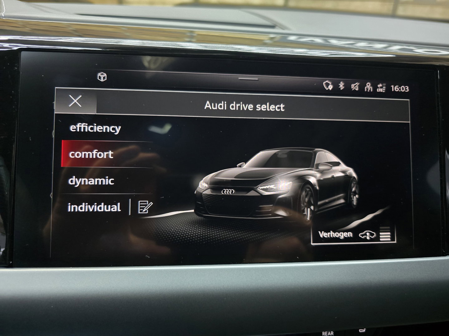 Audi e-tron GT GT edition ZERO 93 kWh Pano Leder/alcantara 4WBS HUD 360 B&O 20"LM