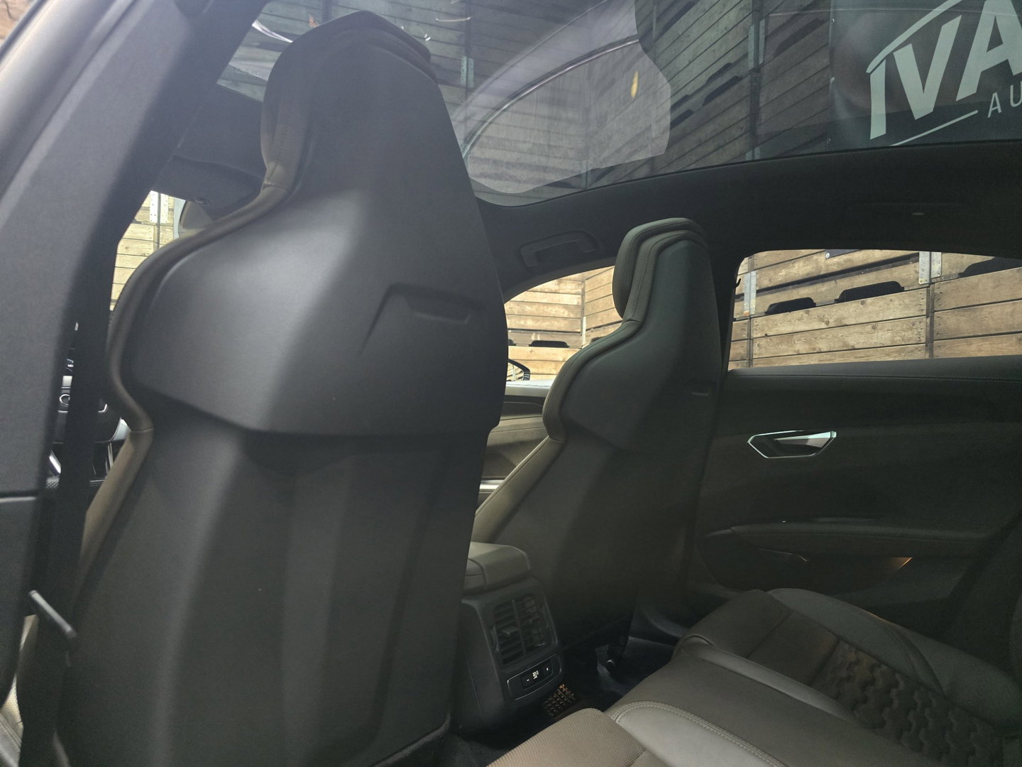 Audi e-tron GT GT edition ZERO 93 kWh Pano Leder/alcantara 4WBS HUD 360 B&O 20"LM