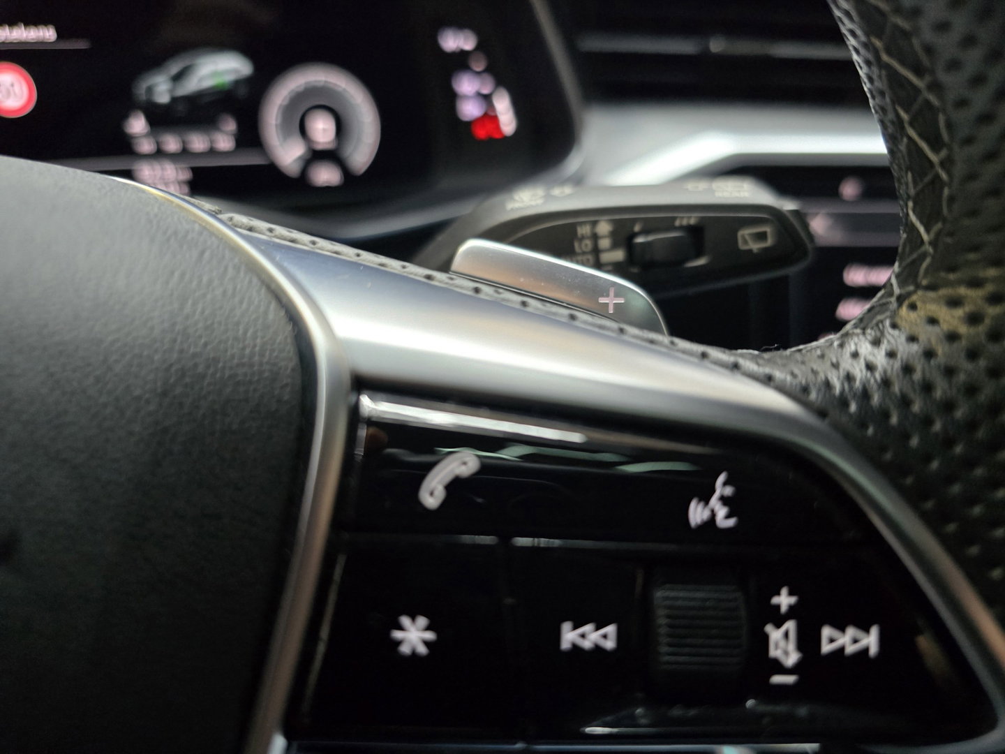 Audi A6 Avant 55 TFSI e quattro Pro Line S Competition Pano Trekhaak LED Matrix LM