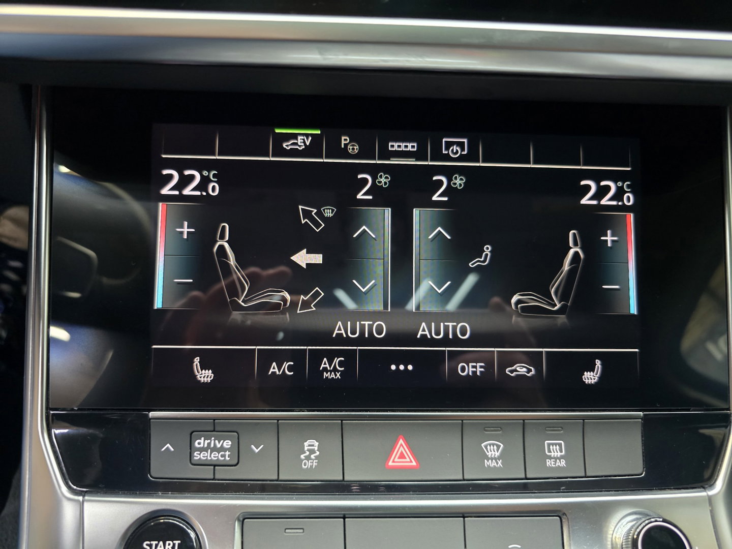 Audi A6 Avant 55 TFSI e quattro Pro Line S Competition Pano Trekhaak LED Matrix LM