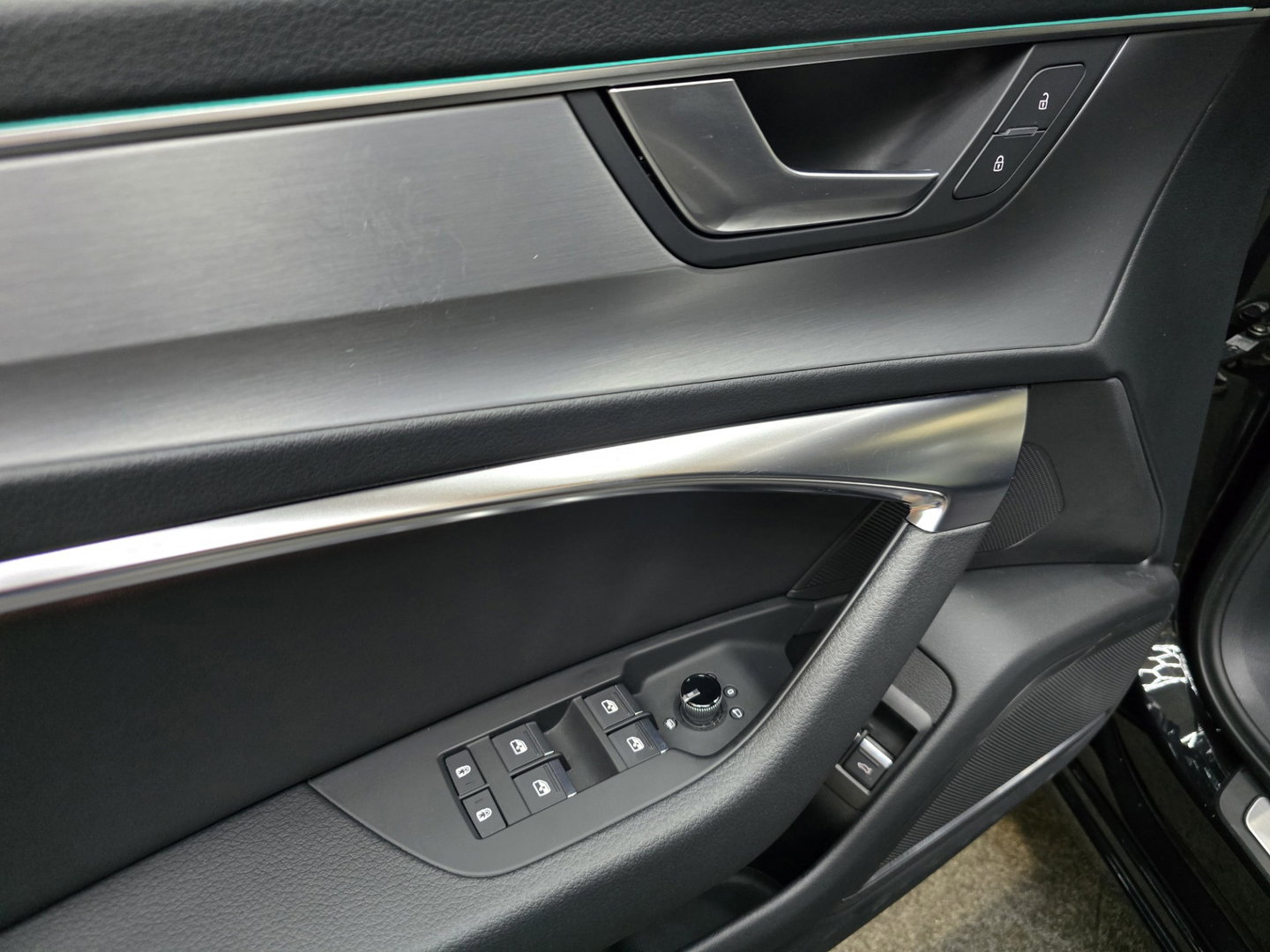 Audi A6 Avant 55 TFSI e quattro Pro Line S Competition Pano Trekhaak LED Matrix LM