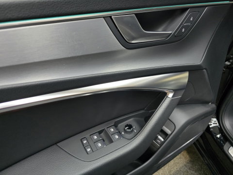 Audi A6 Avant 55 TFSI e quattro Pro Line S Competition Pano Trekhaak LED Matrix LM