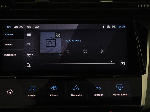 Peugeot 308 1.6 HYbrid 180 Allure Pack Business | Half leder | Adaptive cruise | Carplay | Camera | Navigatie | Side Assist | Full LED | Climate control | Parkeerhulp | PHEV | Plug In