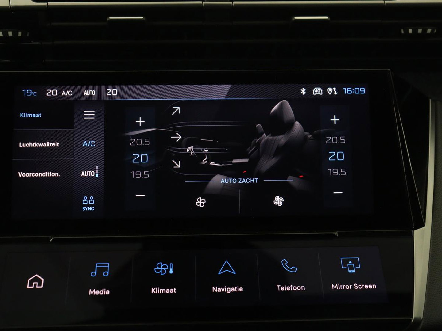 Peugeot 308 1.6 HYbrid 180 Allure Pack Business | Half leder | Adaptive cruise | Carplay | Camera | Navigatie | Side Assist | Full LED | Climate control | Parkeerhulp | PHEV | Plug In