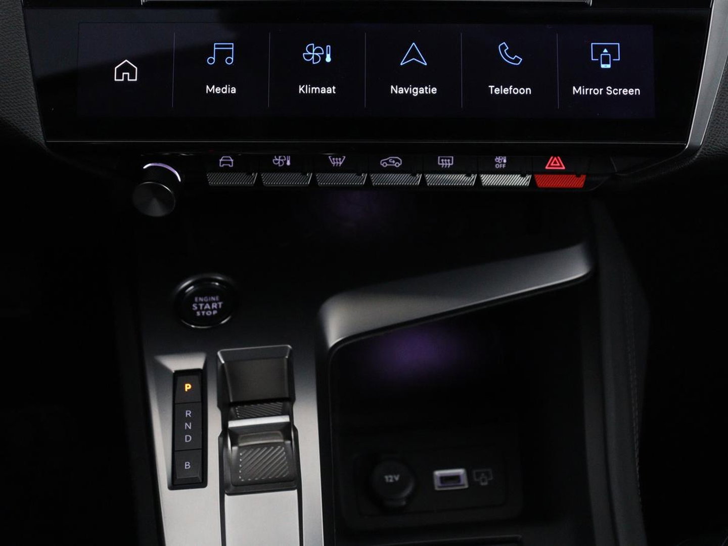 Peugeot 308 1.6 HYbrid 180 Allure Pack Business | Half leder | Adaptive cruise | Carplay | Camera | Navigatie | Side Assist | Full LED | Climate control | Parkeerhulp | PHEV | Plug In