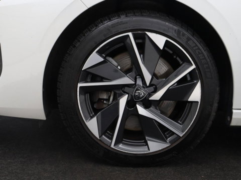 Peugeot 308 1.6 HYbrid 180 Allure Pack Business | Half leder | Adaptive cruise | Carplay | Camera | Navigatie | Side Assist | Full LED | Climate control | Parkeerhulp | PHEV | Plug In