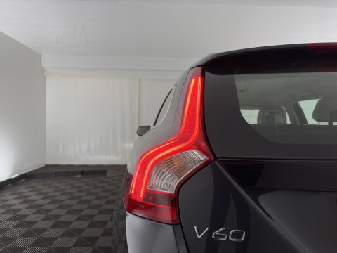 Volvo V60 2.4 D6 AWD Plug-In Hybrid Summum Aut. *LEATHER | XENON | MEMORY-PACK | HEATED-COMFORTSEATS | NAVI-FULLMAP | ECC | PDC | CRUISE | 17''ALU*