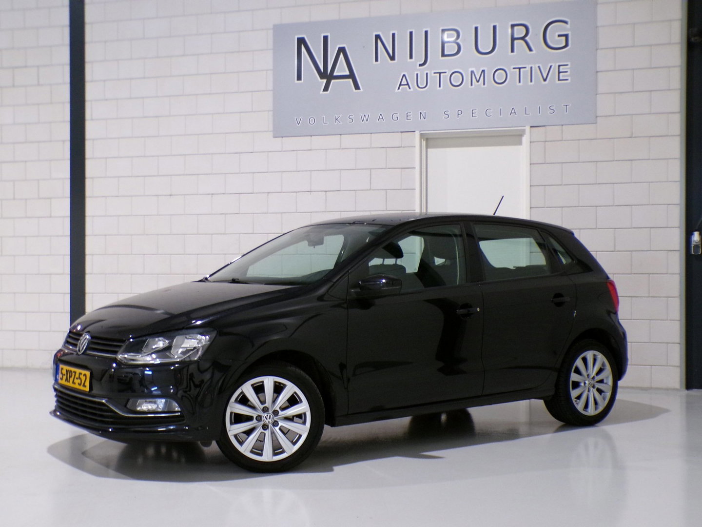 Volkswagen Polo 1.0 75PK Comfortline "Origineel NL!" 1e eigenaar! Apple-carplay Camera Android-auto Bluetooth Navigatie Garantie