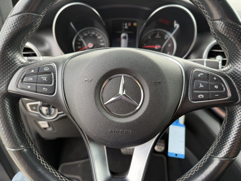 Mercedes-Benz V-Klasse 250d Lang L2H1 DC 5 persoons Edition / vaste prijs rijklaar € 36.950 ex btw / lease vanaf € 603 / leer / burmester / AMG / dubbele schuifdeur electrisch / trekhaak
