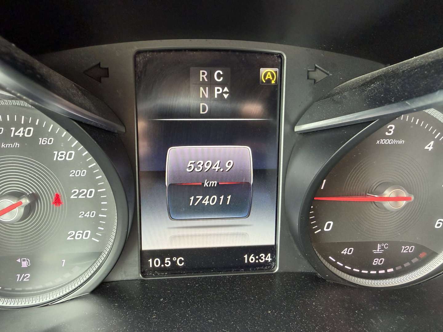 Mercedes-Benz V-Klasse 250d Lang L2H1 DC 5 persoons Edition / vaste prijs rijklaar € 36.950 ex btw / lease vanaf € 603 / leer / burmester / AMG / dubbele schuifdeur electrisch / trekhaak