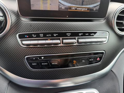 Mercedes-Benz V-Klasse 250d Lang L2H1 DC 5 persoons Edition / vaste prijs rijklaar € 36.950 ex btw / lease vanaf € 603 / leer / burmester / AMG / dubbele schuifdeur electrisch / trekhaak