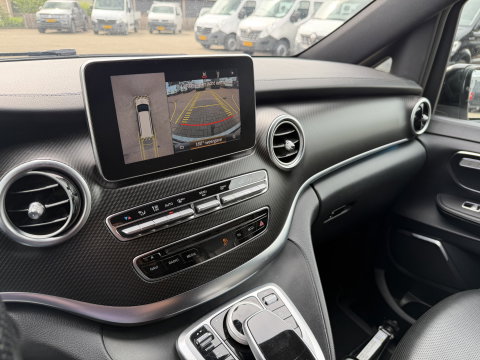 Mercedes-Benz V-Klasse 250d Lang L2H1 DC 5 persoons Edition / vaste prijs rijklaar € 36.950 ex btw / lease vanaf € 603 / leer / burmester / AMG / dubbele schuifdeur electrisch / trekhaak