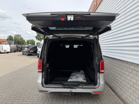 Mercedes-Benz V-Klasse 250d Lang L2H1 DC 5 persoons Edition / vaste prijs rijklaar € 36.950 ex btw / lease vanaf € 603 / leer / burmester / AMG / dubbele schuifdeur electrisch / trekhaak