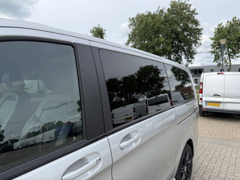 Mercedes-Benz V-Klasse 250d Lang L2H1 DC 5 persoons Edition / vaste prijs rijklaar € 36.950 ex btw / lease vanaf € 603 / leer / burmester / AMG / dubbele schuifdeur electrisch / trekhaak