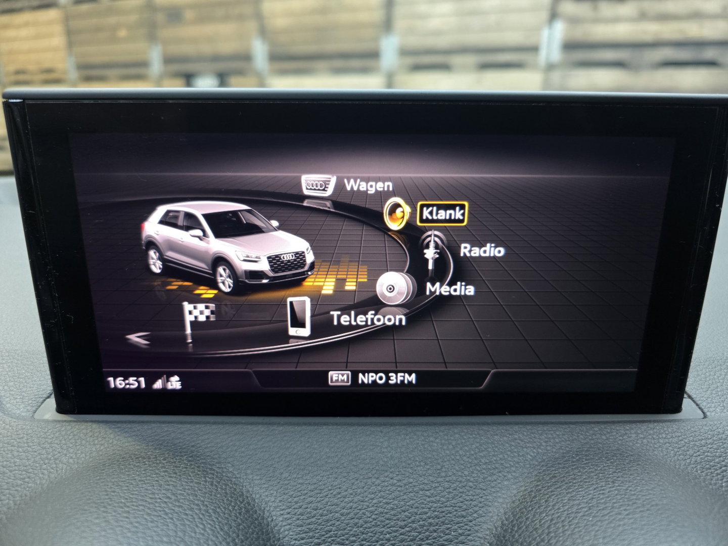 Audi Q2 30 TFSI Advanced edition Full LED MMI Navi Camera VCP 17"LM
