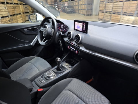Audi Q2 30 TFSI Advanced edition Full LED MMI Navi Camera VCP 17"LM