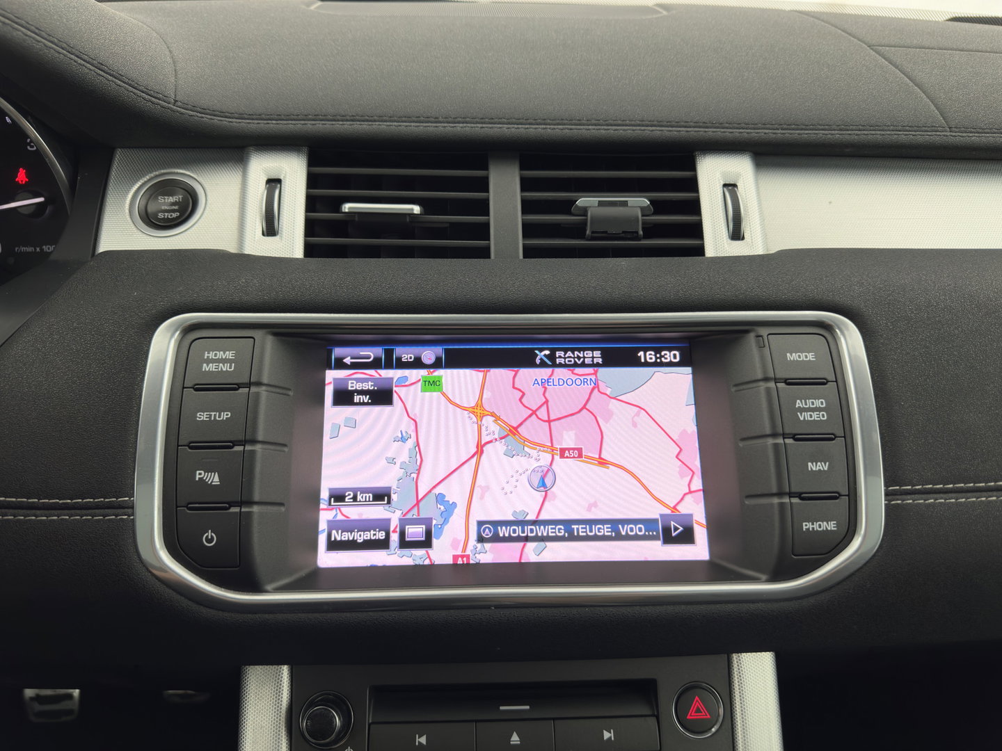 Land Rover Range Rover Evoque 2.2 TD4 4WD Prestige *PANO | FULL-LEATHER | BI-XENON | MEMORY-PACK | NAVI-FULLMAP | MERIDIAN-AUDIO | CAMERA | HEATED-COMFORTSEATS | PRIVACY-GLASS | ECC | PDC | CRUISE | TOWBAR | 20''ALU*