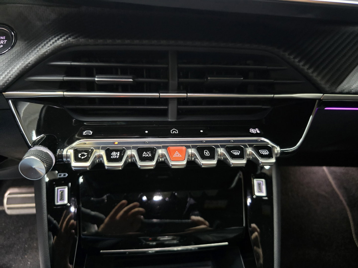 Peugeot e-2008 EV GT 54 kWh Navi LED Clima Cruise Camera LM
