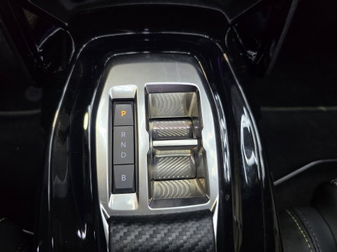 Peugeot e-2008 EV GT 54 kWh Navi LED Clima Cruise Camera LM