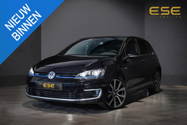 Volkswagen Golf - 1.4 TSI GTE | Panorama | Leder | Navigatie