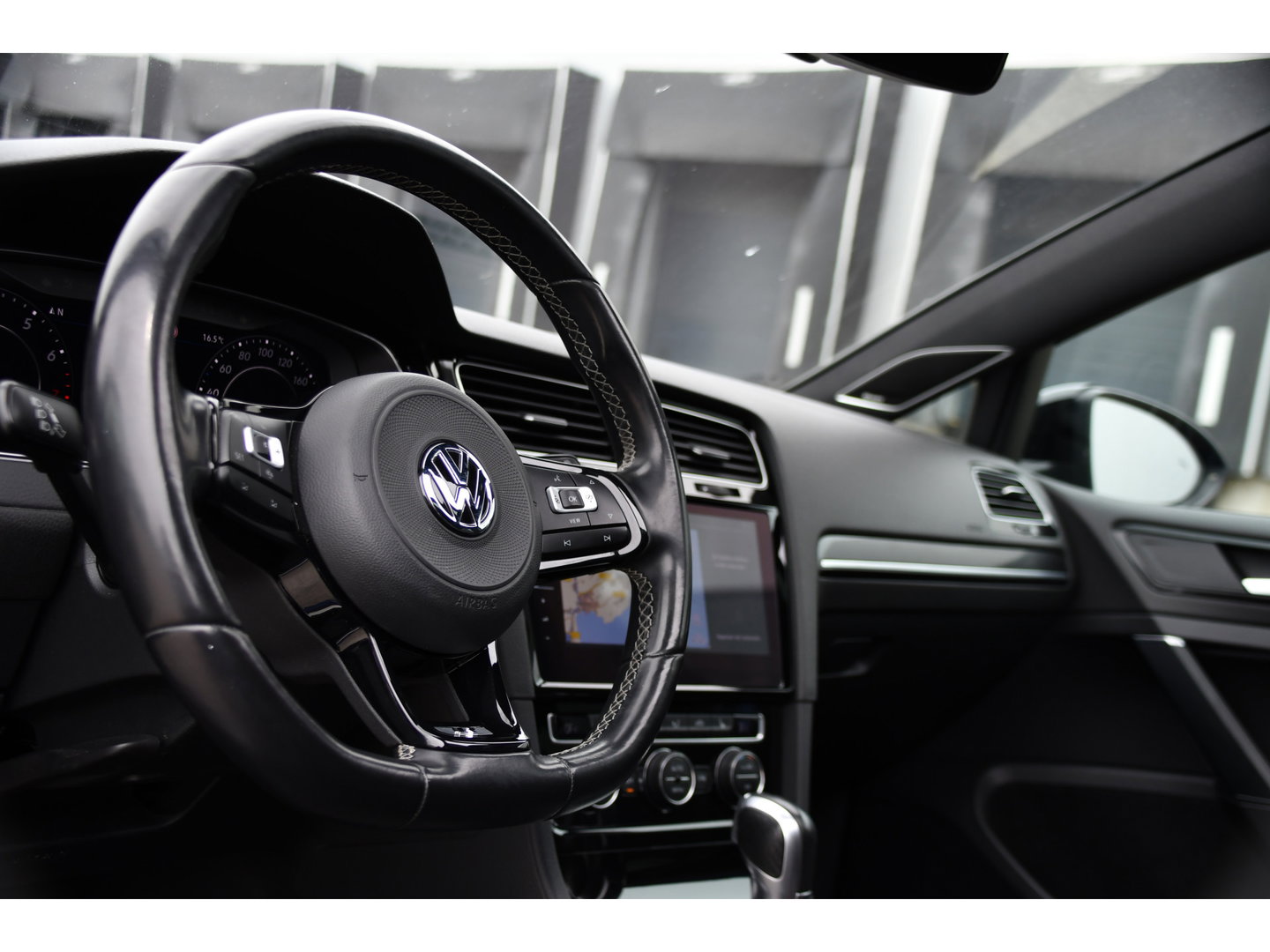 Volkswagen Golf 2.0 TSI 4Motion R Virtual Cockpit, Adaptieve Cruise, Camera, PANO, Dynaudi, Stoelverwarming, Clima, Uniek!