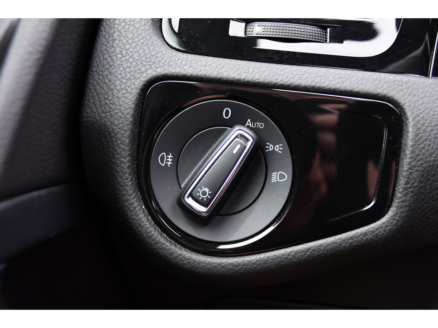 Volkswagen Golf 2.0 TSI 4Motion R Virtual Cockpit, Adaptieve Cruise, Camera, PANO, Dynaudi, Stoelverwarming, Clima, Uniek!