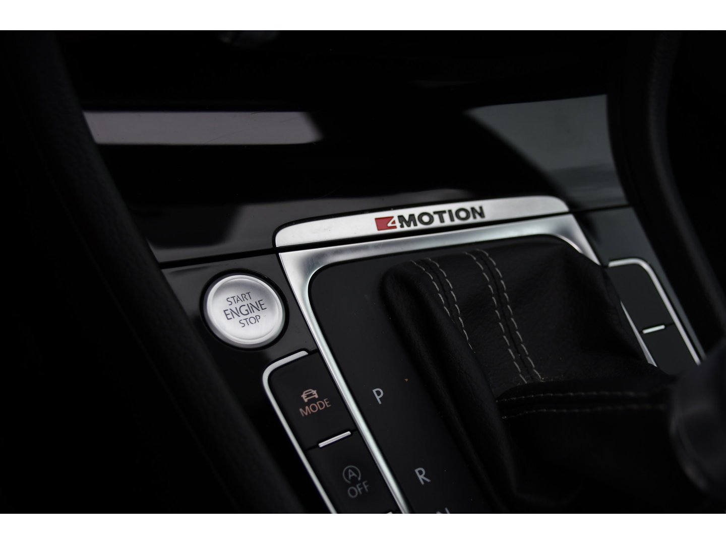 Volkswagen Golf 2.0 TSI 4Motion R Virtual Cockpit, Adaptieve Cruise, Camera, PANO, Dynaudi, Stoelverwarming, Clima, Uniek!