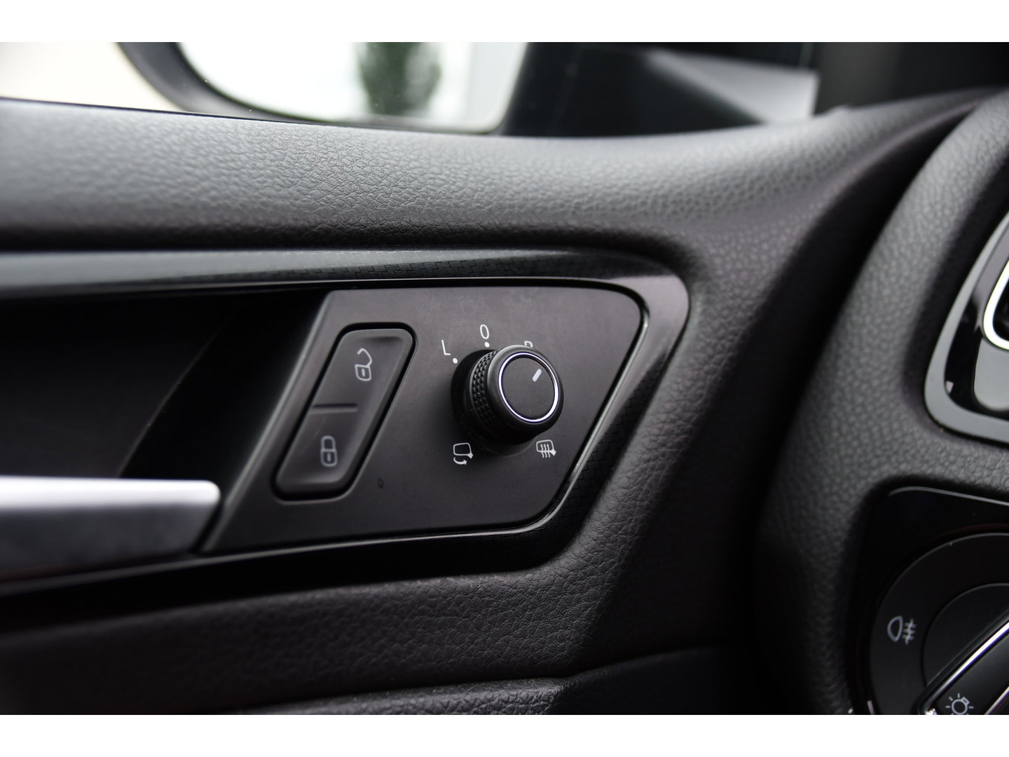 Volkswagen Golf 2.0 TSI 4Motion R Virtual Cockpit, Adaptieve Cruise, Camera, PANO, Dynaudi, Stoelverwarming, Clima, Uniek!