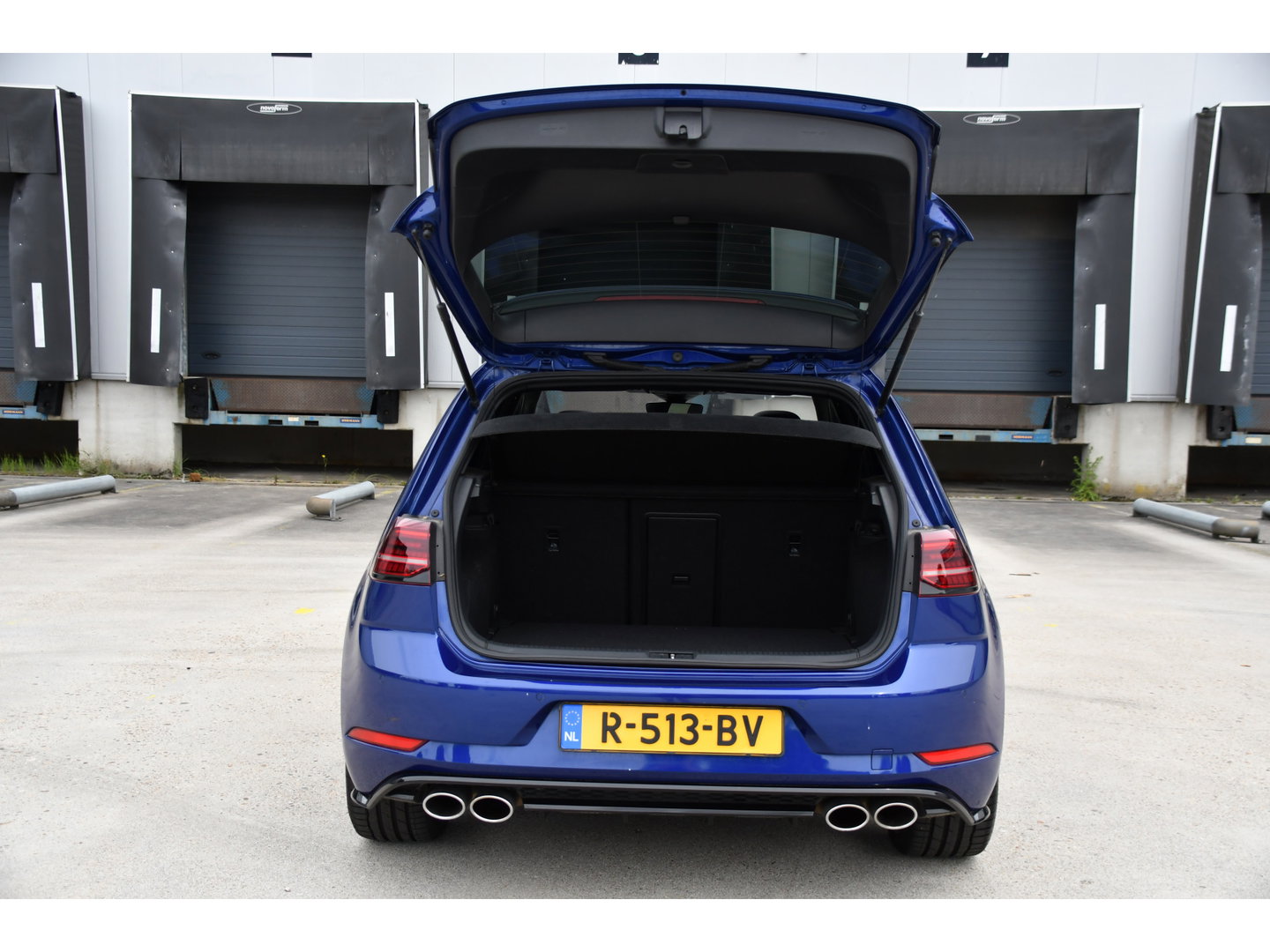 Volkswagen Golf 2.0 TSI 4Motion R Virtual Cockpit, Adaptieve Cruise, Camera, PANO, Dynaudi, Stoelverwarming, Clima, Uniek!