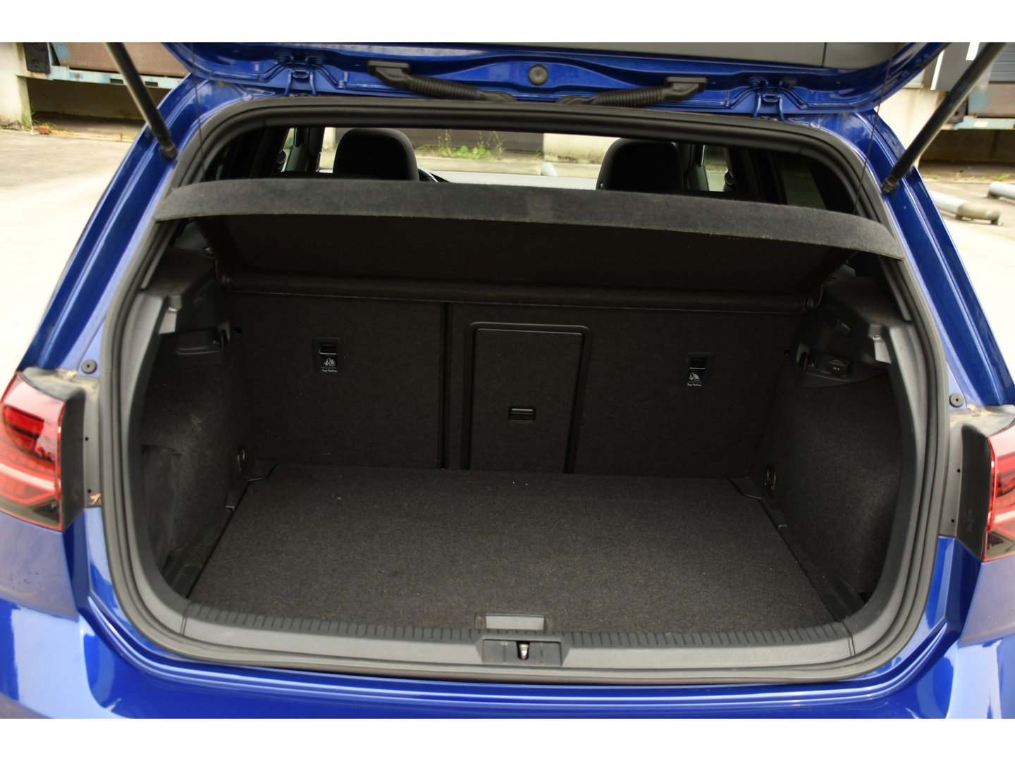 Volkswagen Golf 2.0 TSI 4Motion R Virtual Cockpit, Adaptieve Cruise, Camera, PANO, Dynaudi, Stoelverwarming, Clima, Uniek!