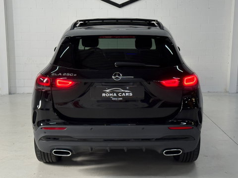 Mercedes-Benz GLA 250 e Business Solution AMG Limited*Pano*sfeer*keyless