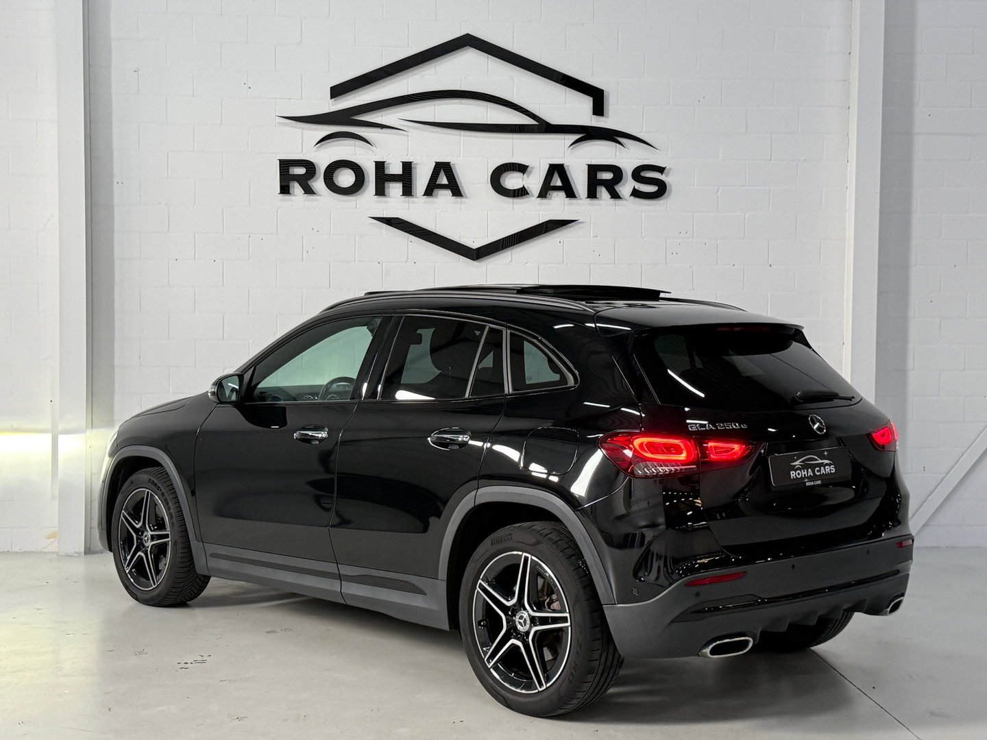 Mercedes-Benz GLA 250 e Business Solution AMG Limited*Pano*sfeer*keyless