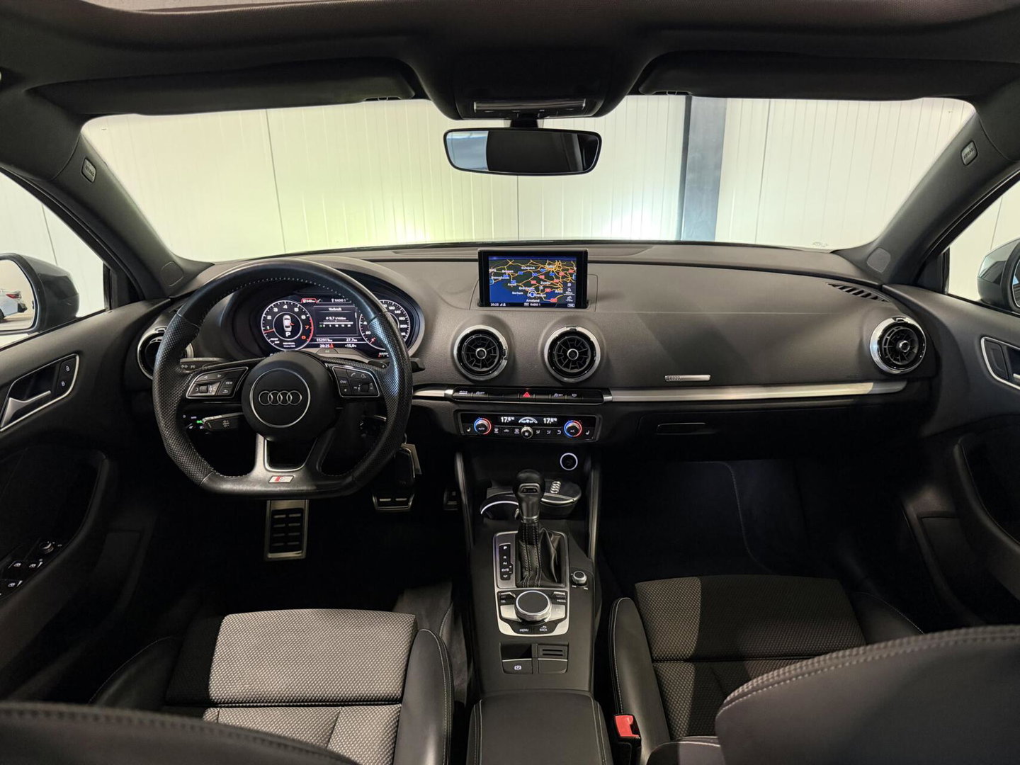 Audi A3 Limousine 35 TFSI 3X S-line Pano Virtual Black Optic