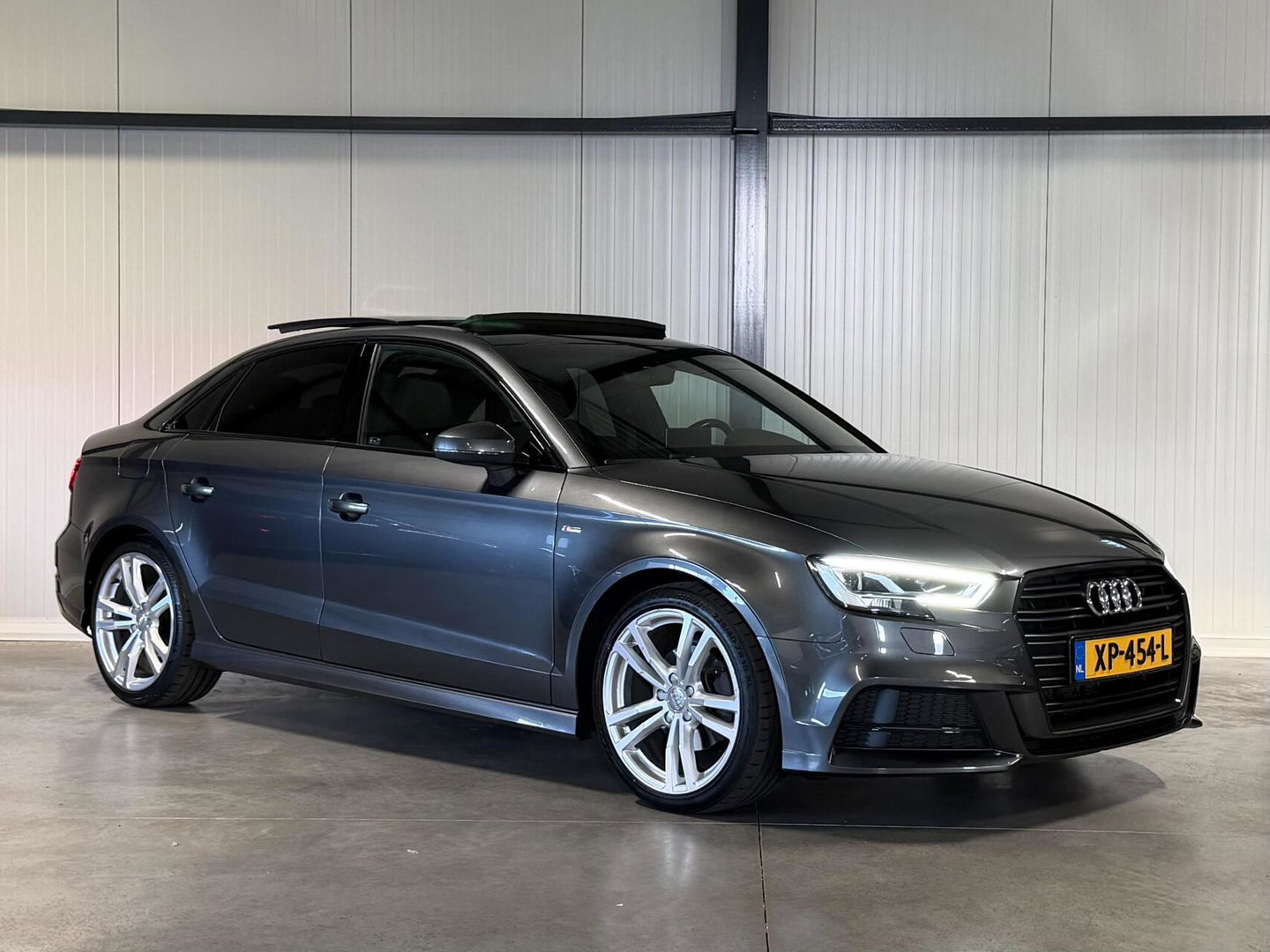 Audi A3 Limousine 35 TFSI 3X S-line Pano Virtual Black Optic