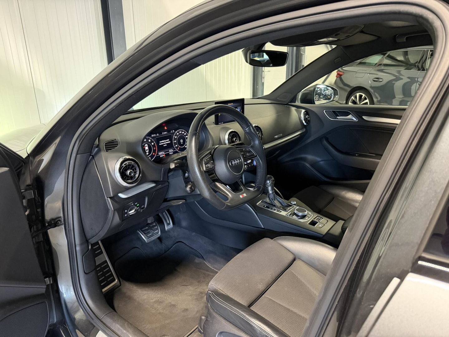 Audi A3 Limousine 35 TFSI 3X S-line Pano Virtual Black Optic