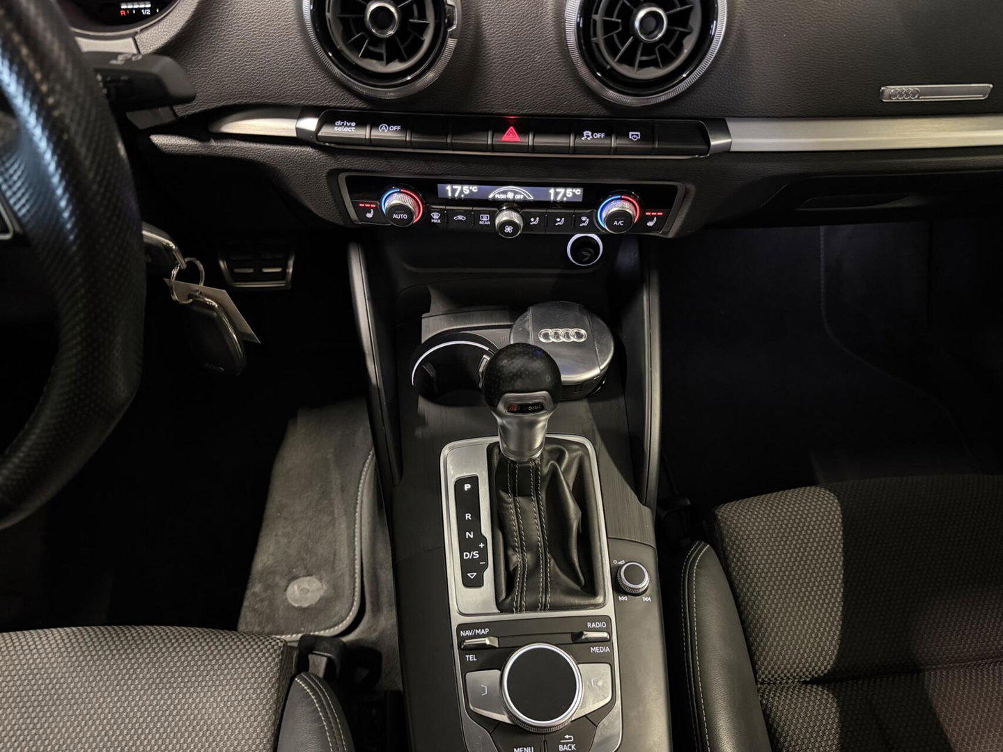 Audi A3 Limousine 35 TFSI 3X S-line Pano Virtual Black Optic