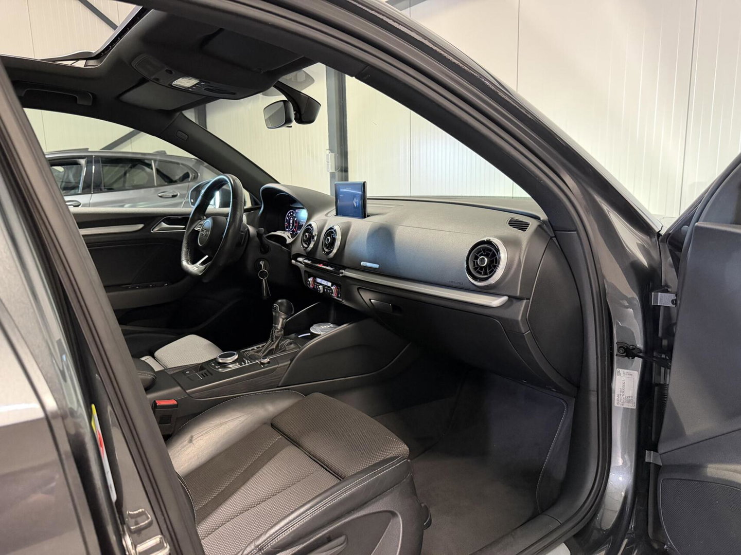Audi A3 Limousine 35 TFSI 3X S-line Pano Virtual Black Optic