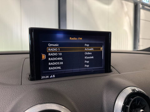 Audi A3 Limousine 35 TFSI 3X S-line Pano Virtual Black Optic