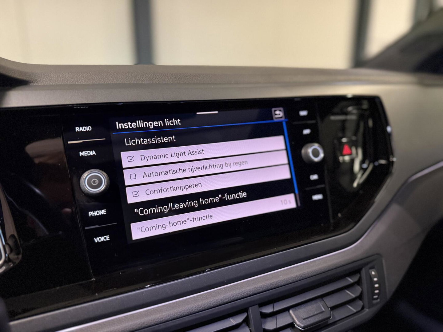 Volkswagen Polo 1.0 TSI R-Line Pano Virtual Sfeer IQ Light