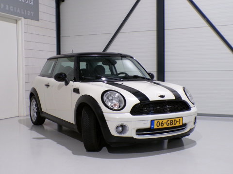 MINI 1.6 Cooper Chili "Origineel NL!" Black Edition Airco Leer 16"Velgen Elektrische ramen I Nationale Auto Pas
