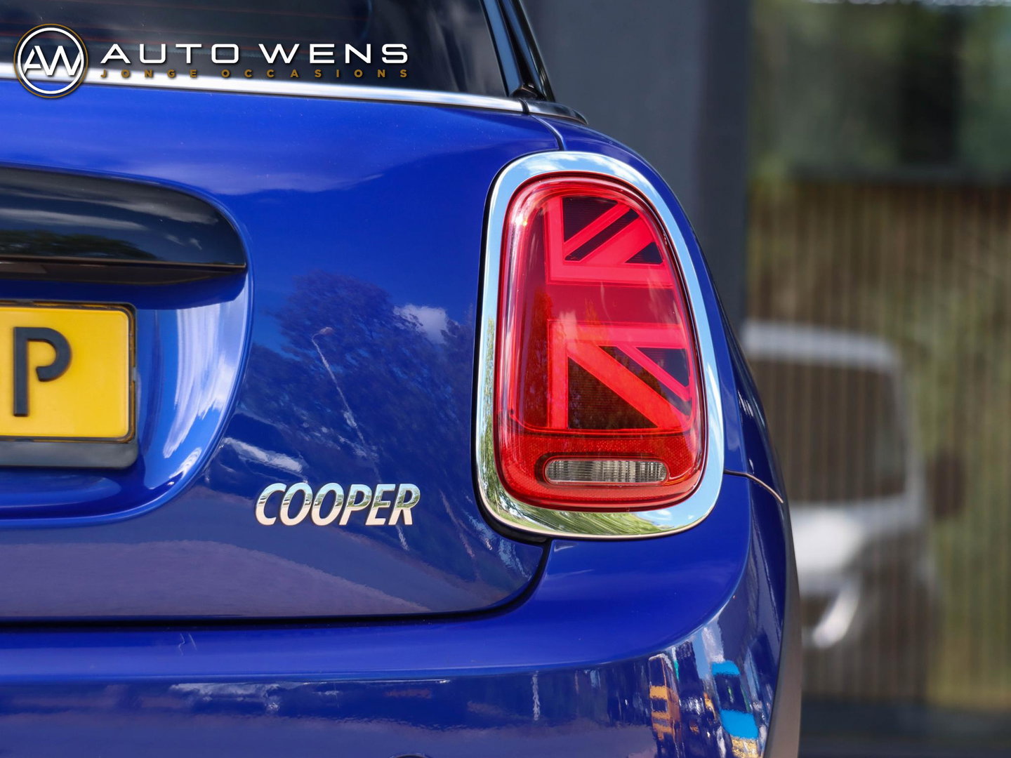 MINI 3-deurs 1.5 Cooper Automaat 136pk Harman Kardon Navigatie LED Dealeronderhouden