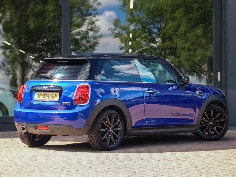 MINI 3-deurs 1.5 Cooper Automaat 136pk Harman Kardon Navigatie LED Dealeronderhouden