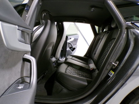 Audi S5 Sportback 3.0 TFSI Quattro Pro Line Plus RS-Stoelen Trekhaak Carplay Stoelverwarming Massage-Stoel 20"Velgen Leer Virtual