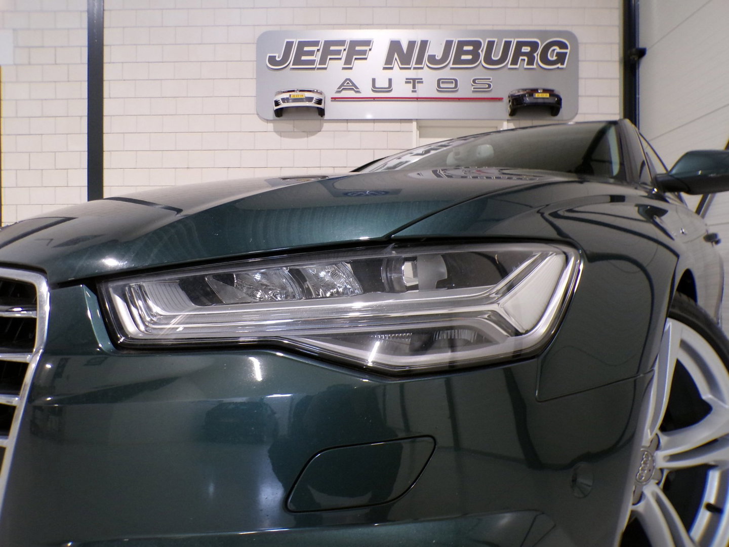 Audi A6 Avant 1.8 TFSI ultra Premium Edition S-Line "Automaat" Apple-Carplay Matrix-LED Trekhaak Leer Stoelverwarming 20" Velgen