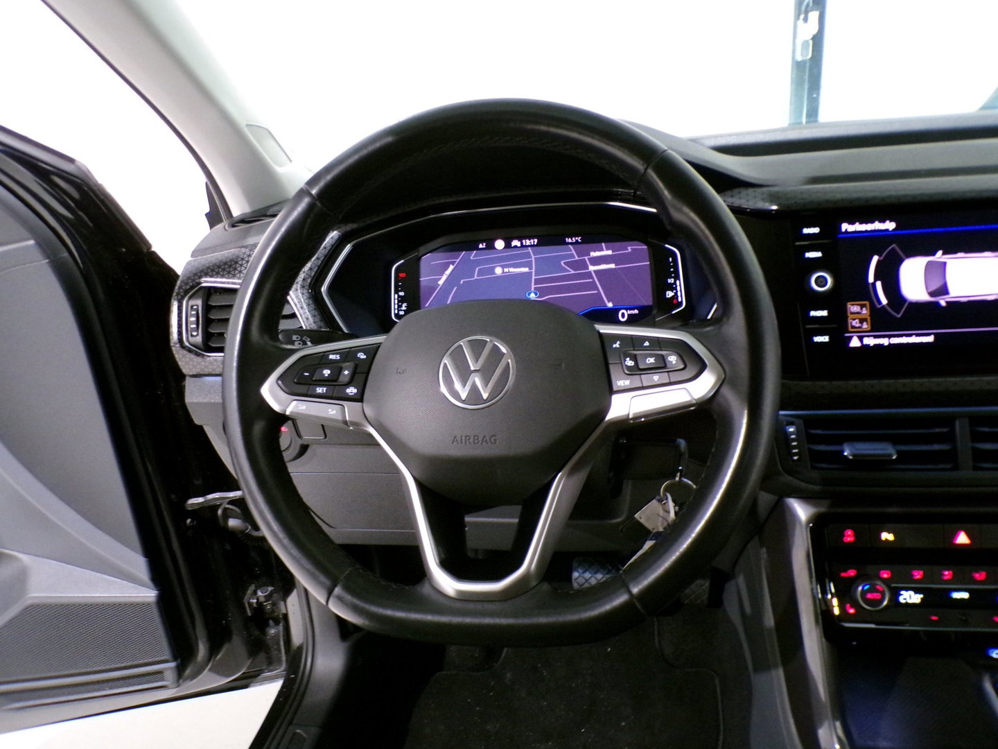 Volkswagen T-Cross 1.0 TSI Style "Automaat" Full-LED Apple-carplay Stoelverwarming Virtual Parkeersensoren Adaptive-cruise Navi