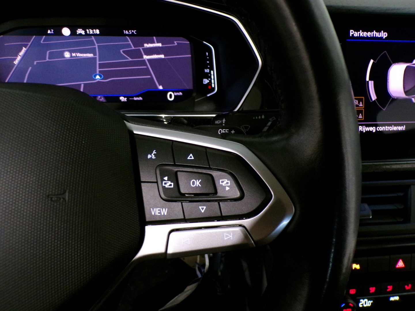 Volkswagen T-Cross 1.0 TSI Style "Automaat" Full-LED Apple-carplay Stoelverwarming Virtual Parkeersensoren Adaptive-cruise Navi