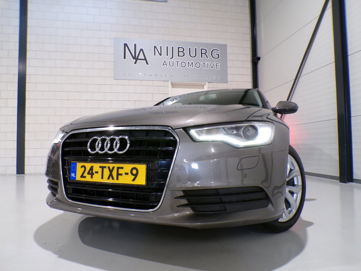 Audi A6 Limousine 2.8 FSI Pro Line Plus "Origineel NL!" Automaat! Trekhaak Xenon-LED Stoelverwarming Leer Parkeersensoren Garantie