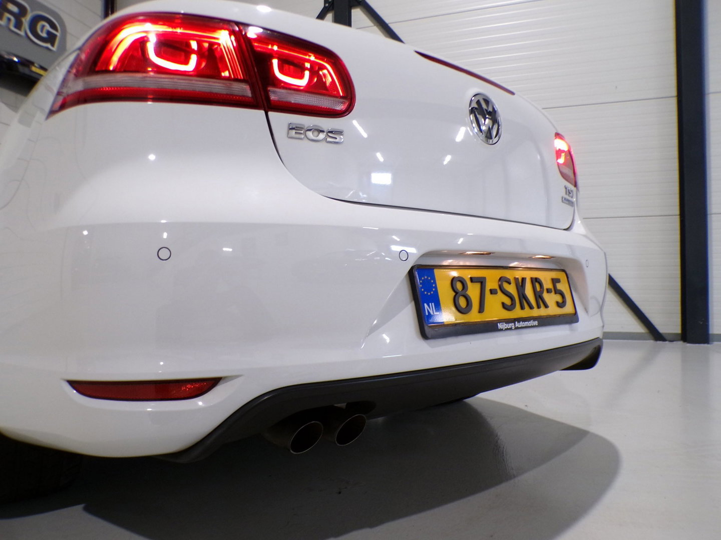 Volkswagen Eos 1.4 TSI Highline 122PK "Origineel NL!" Navigatie Bluetooth Garantie Parkeersensoren Panoramadak Multi-stuur