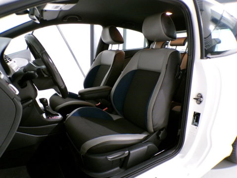Volkswagen Polo 1.4 TSI BlueGT "Origineel NL!" Automaat! Garantie Navigatie Bluetooth Leer-Alcantara 17"Velgen Parkeersensoren